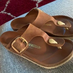 EUC Birkenstock Gizeh Big Buckle Size 39